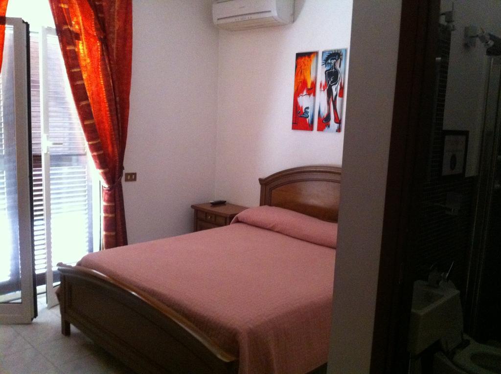 Ciao Ciao Roma Bed & Breakfast Стая снимка